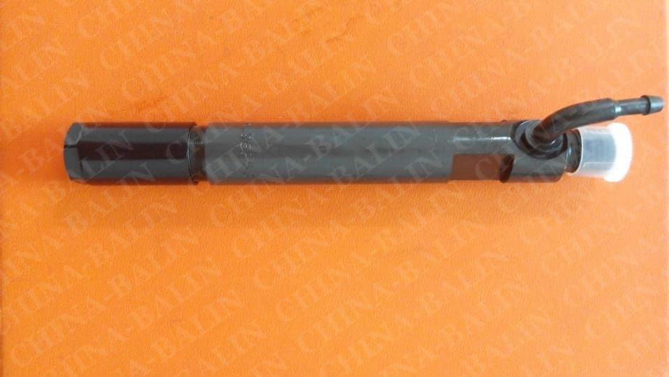 Nozzle and holder KBAL95P53 Injector 0431113015
